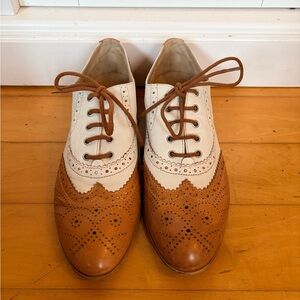 Barneys New York Tan and Cream Oxford Shoes